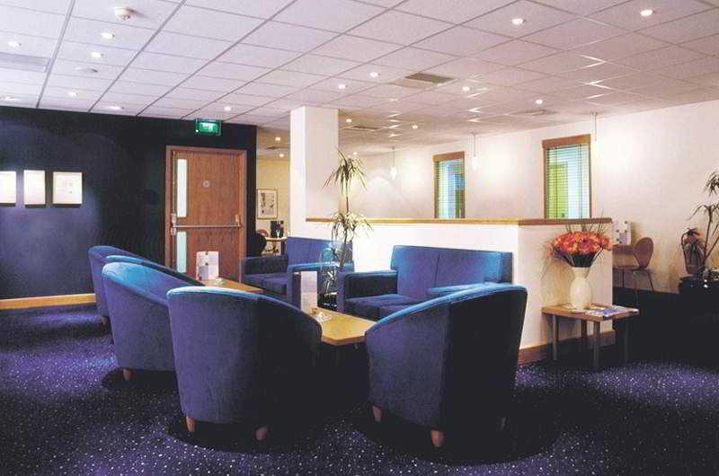 Travelodge Limerick Junction Интериор снимка