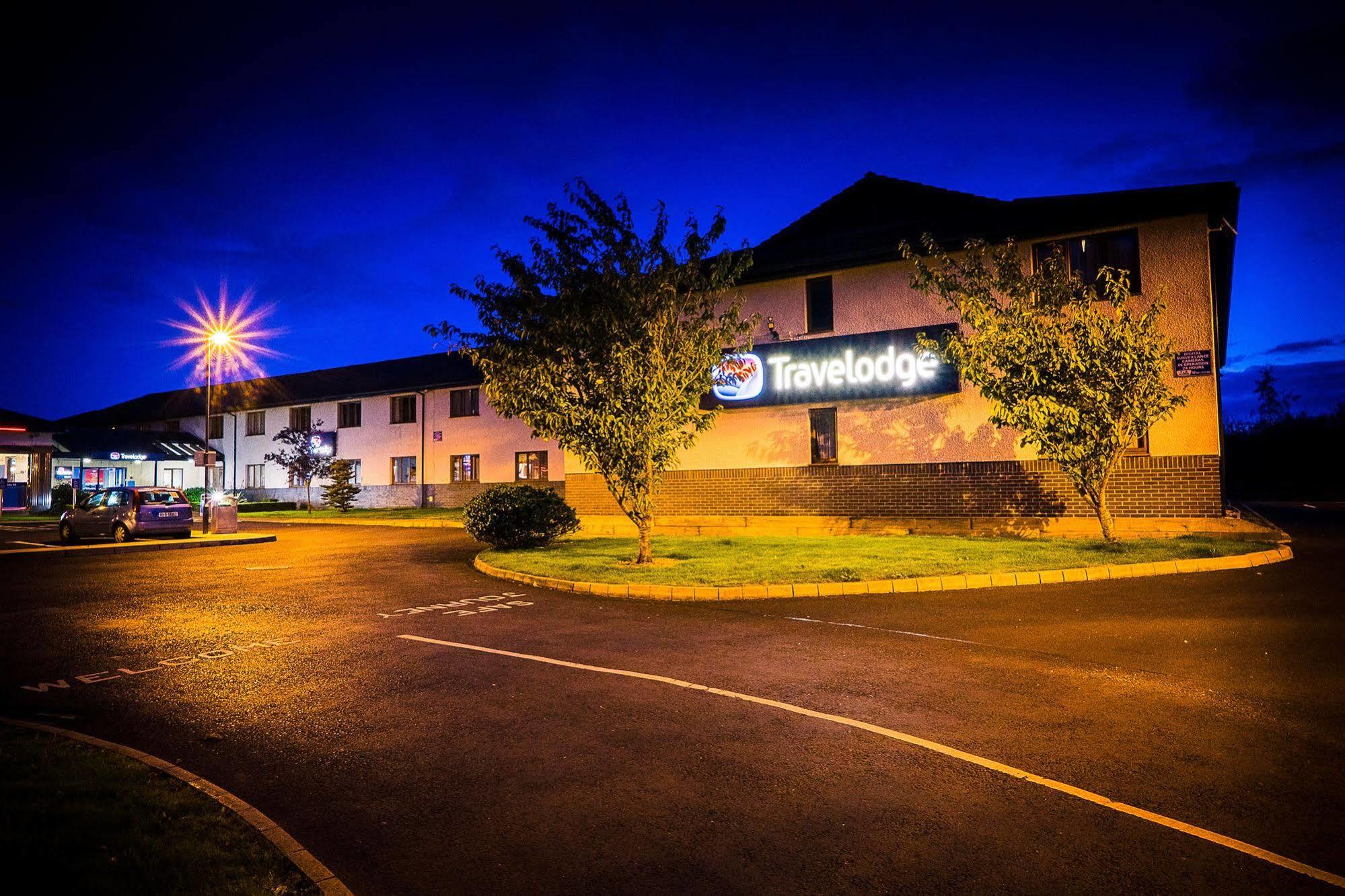 Travelodge Limerick Junction Екстериор снимка
