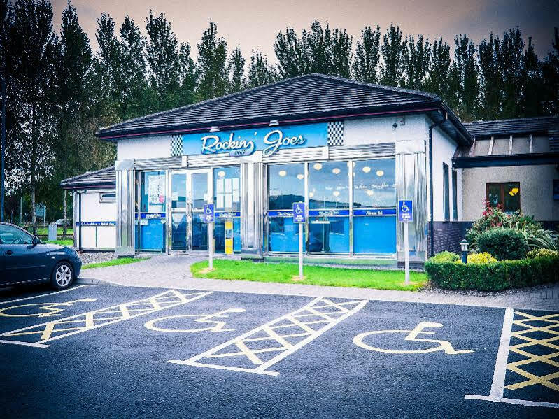 Travelodge Limerick Junction Екстериор снимка